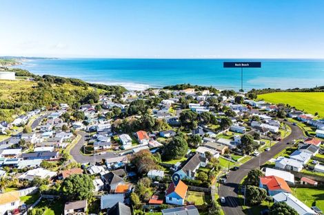 Photo of property in 15 Marama Crescent, Spotswood, New Plymouth, 4310