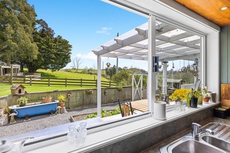 Photo of property in 25 Wayby Station Road, Wellsford, 0972