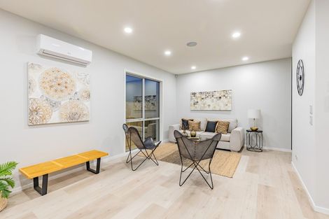 Photo of property in 41 Lumbarda Drive, Kumeu, 0810