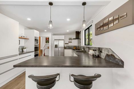 Photo of property in 5/1 Angle Street, Picton, 7220