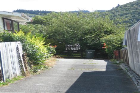 Photo of property in 2/10 Crystal Grove, Birchville, Upper Hutt, 5018