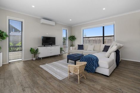 Photo of property in 71 Montiicola Drive, Papamoa Beach, Papamoa, 3118