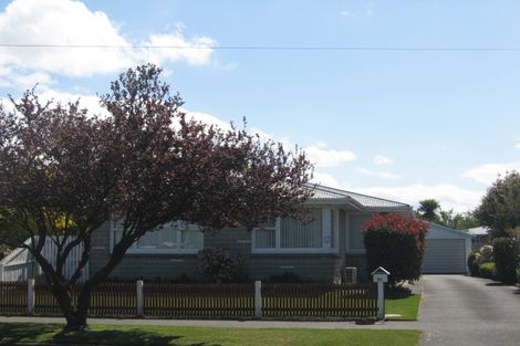 Photo of property in 31 Cotswold Avenue, Bishopdale, Christchurch, 8053