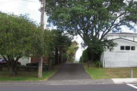 Photo of property in 19 Maritime Terrace, Birkenhead, Auckland, 0626