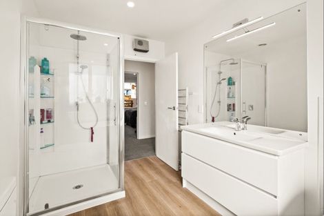 Photo of property in 32 Bradford Street, Bradford, Dunedin, 9011