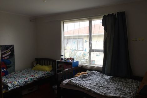 Photo of property in 34 Kirrie Avenue, Te Atatu South, Auckland, 0610