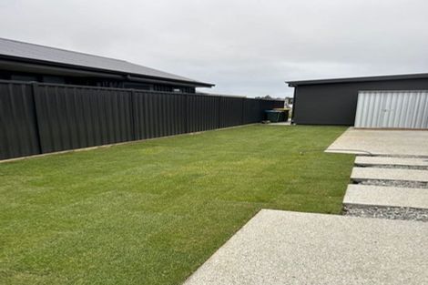 Photo of property in 141 Burdon Loop, Lake Hawea, 9382