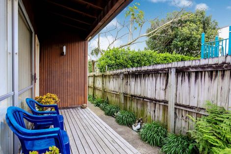 Photo of property in 216 Captain Springs Road, Onehunga, Auckland, 1061