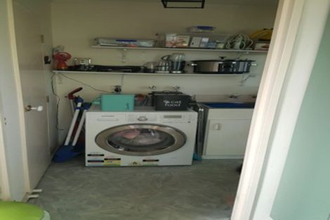 Photo of property in 52 Damien Place, Bromley, Christchurch, 8062