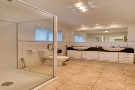 Photo of property in 16 Bourke Place, Havelock North, 4130