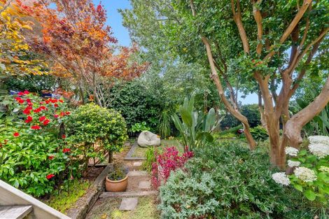 Photo of property in 87 Matipo Road, Mairangi Bay, Auckland, 0630