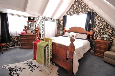 Photo of property in 17 Dunstan Street, Clyde, 9330