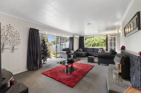 Photo of property in 24 Mills Street, Eltham, 4322
