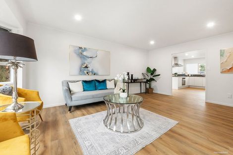 Photo of property in 1 Pahi Place, West Harbour, Auckland, 0618