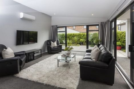 Photo of property in 35 Mcdougall Avenue, St Albans, Christchurch, 8014