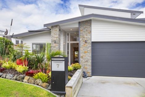 Photo of property in 7 Schooner Avenue, Snells Beach, 0920