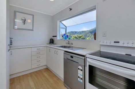 Photo of property in 25 Wolfe Street, Regent, Whangarei, 0112