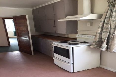 Photo of property in 27 Auburn Avenue, Upper Riccarton, Christchurch, 8041