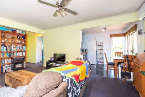 Photo of property in 52 Japonica Drive, Beach Haven, Auckland, 0626