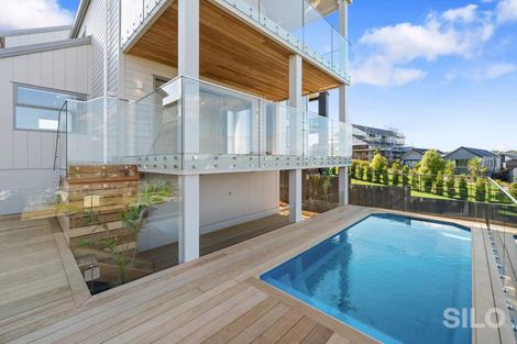 Photo of property in 35 Kikorangi Drive, Wainui, 0992
