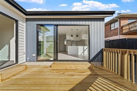 Photo of property in 19b Red Beach Road, Red Beach, 0932