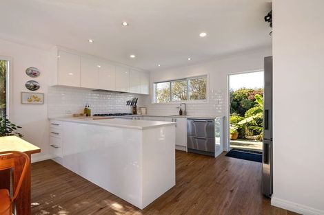 Photo of property in 41 Rosedale Crescent, Cloverlea, Palmerston North, 4412