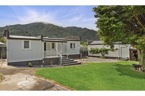 Photo of property in 23 Farmer Street, Te Aroha, 3320