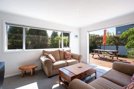 Photo of property in 7a Watino Place, Pohara, Takaka, 7183