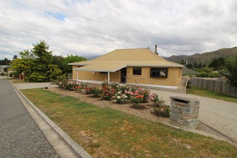 Photo of property in 73 Newcastle Street, Clyde, 9330