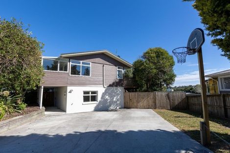 Photo of property in 8 Altona Road, Forrest Hill, Auckland, 0620