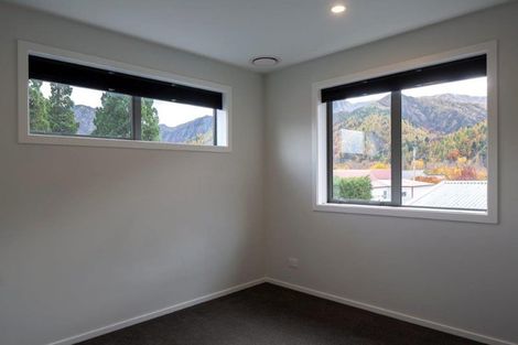 Photo of property in 9 Suffolk Street, Arrowtown, 9302