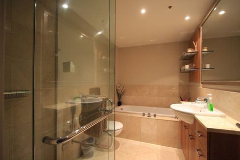 Photo of property in The Metropolis Apartments, 2902/1 Courthouse Lane, Auckland Central, Auckland, 1010