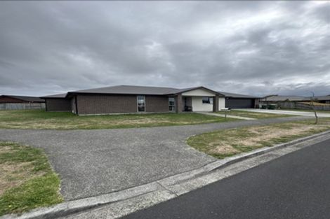 Photo of property in 8 Waltham Place, Rototuna North, Hamilton, 3210