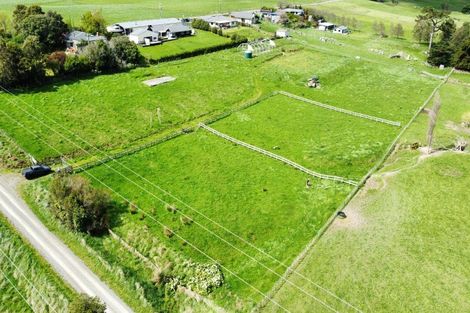 Photo of property in 98 Konini Street, Tokomaru, Palmerston North, 4474