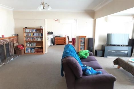 Photo of property in 17 Paterson Avenue, Pukekohe, 2120