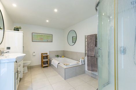 Photo of property in 60 Norway Street, Aro Valley, Wellington, 6012