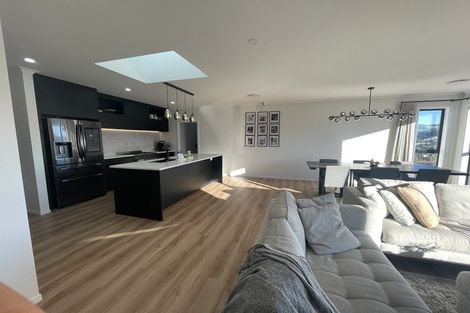 Photo of property in 13 Rotorua Grove, Aotea, Porirua, 5024