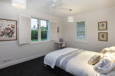 Photo of property in 11 Pentlow Place, Fendalton, Christchurch, 8052