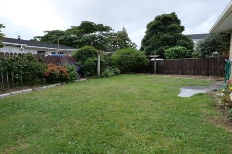 Photo of property in 2 Princeton Road, Raumati Beach, Paraparaumu, 5032
