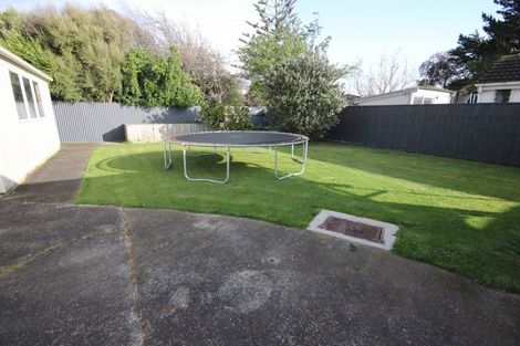 Photo of property in 24 Glasgow Street, Takaro, Palmerston North, 4412