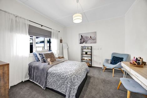 Photo of property in 41 Mahoe Street, Inglewood, 4330