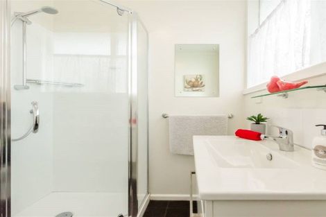 Photo of property in 46 Kiwi Road, Raumati Beach, Paraparaumu, 5032