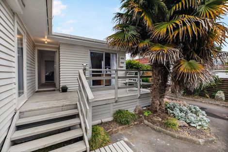 Photo of property in 2/420 Great South Road, Opaheke, Papakura, 2113