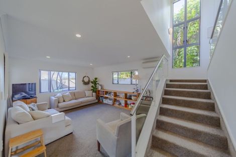 Photo of property in 101a Main Road, Clive, 4102