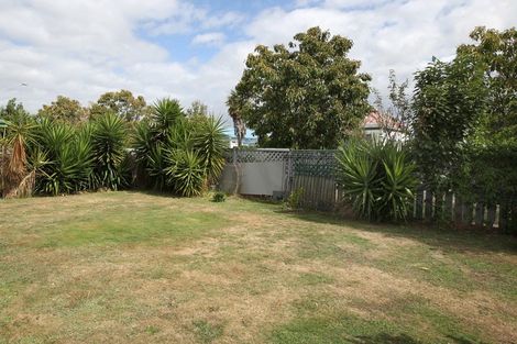 Photo of property in 118 Stortford Street, Saint Leonards, Hastings, 4120