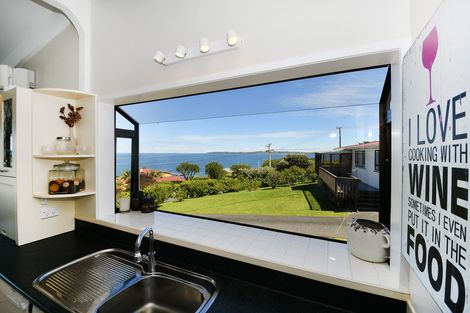 Photo of property in 63 Barrier View Road, Leigh, 0985