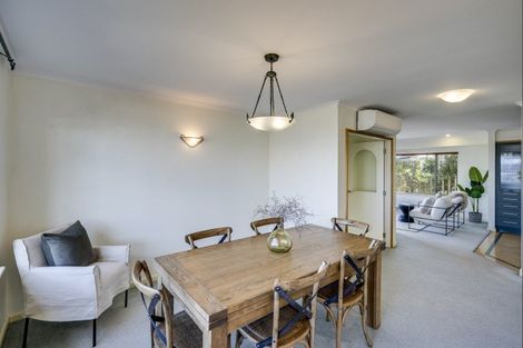 Photo of property in 11 Sealy Road, Bluff Hill, Napier, 4110