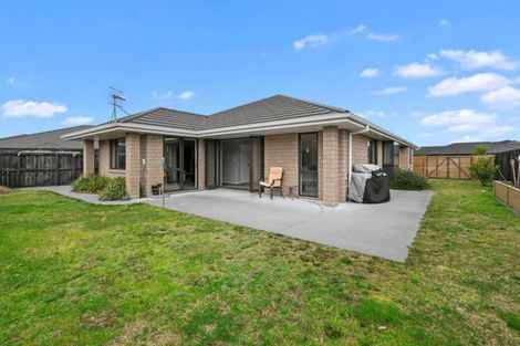 Photo of property in 23 Rainey Crescent, Papamoa Beach, Papamoa, 3118
