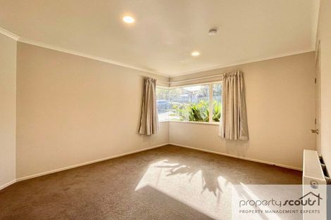 Photo of property in 6c Highfield Place, Highlands Park, New Plymouth, 4312