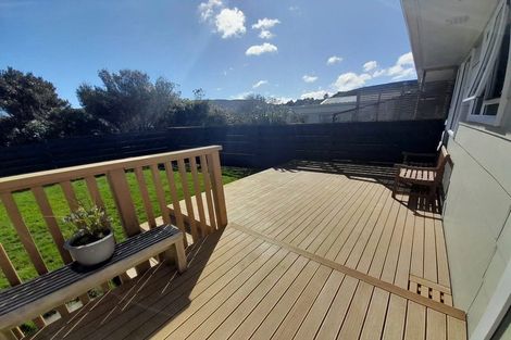 Photo of property in 6 Waiau Close, Kelson, Lower Hutt, 5010